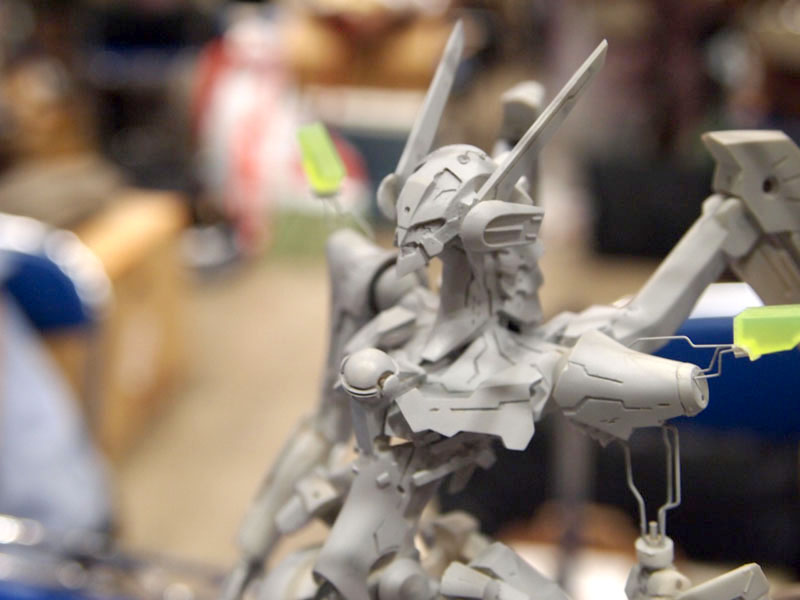 Illustration for article titled Quick! Zone of the Enders or Miku Hatsune Figures? Which Do You Want?